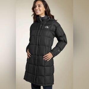 The North Face Metropolis 600 Fill Long Parka Black Women’s Size Small